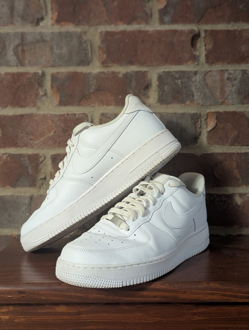 Nike Air Force 1 07 Low Triple White Men 11 Classic Sneaker AF1 CW2288-111